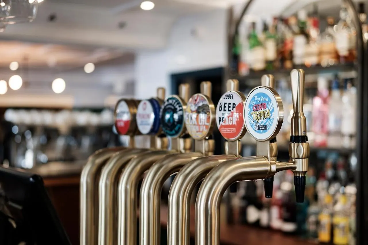 The White Star Tavern Саутгемптон Отель